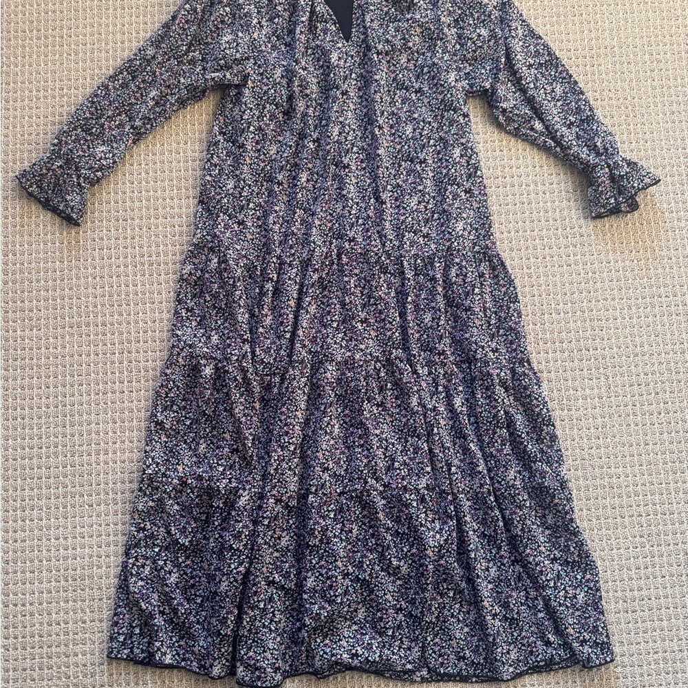 Piper & Scoot Maxi Tiered Dress 
Floral Ditzy Balloon Sleeve Size small